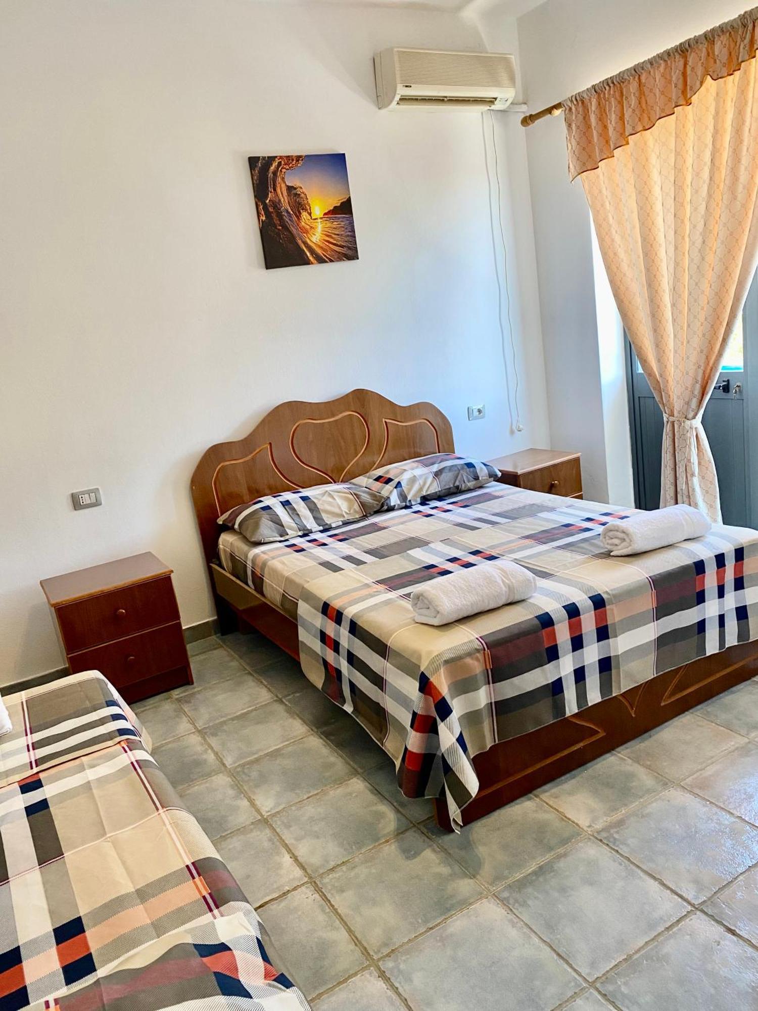 Hotel Adriatik Shëngjin Εξωτερικό φωτογραφία